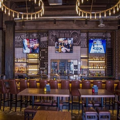 Etobicoke Bar and Restaurant .